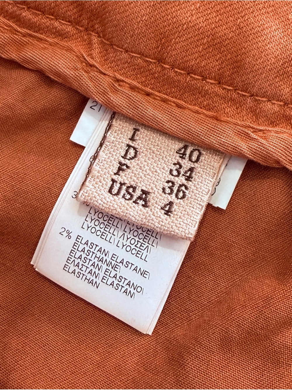 Brunello Cucinelli Women's Canyon Dyed Belted Denim Shorts. Size 40EU/Size 4US - Picture 12 of 14